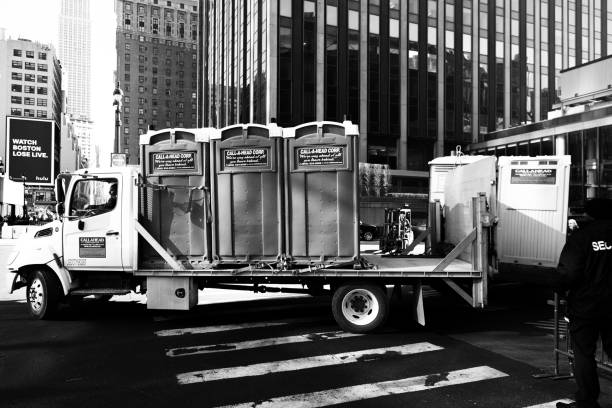 Best Luxury portable toilet rental  in Groesbeck, OH